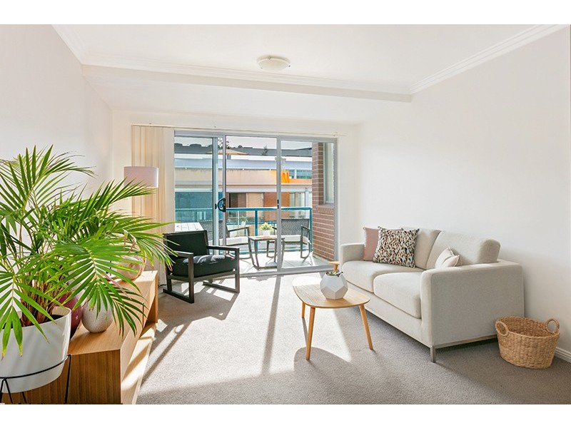 72/1-3 Delmar Parade, Dee Why NSW 2099