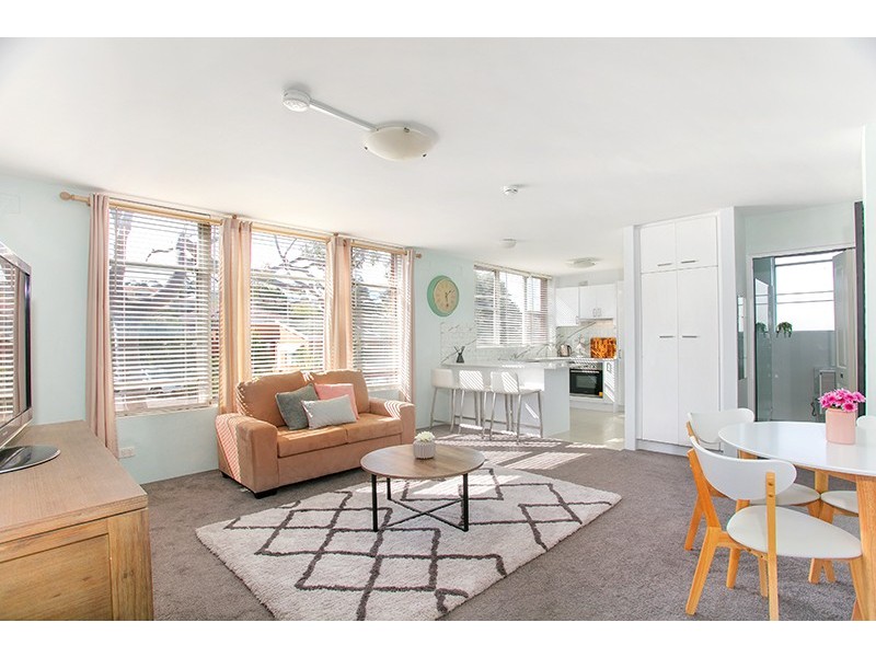 1/12 Regina Avenue, Brookvale NSW 2100