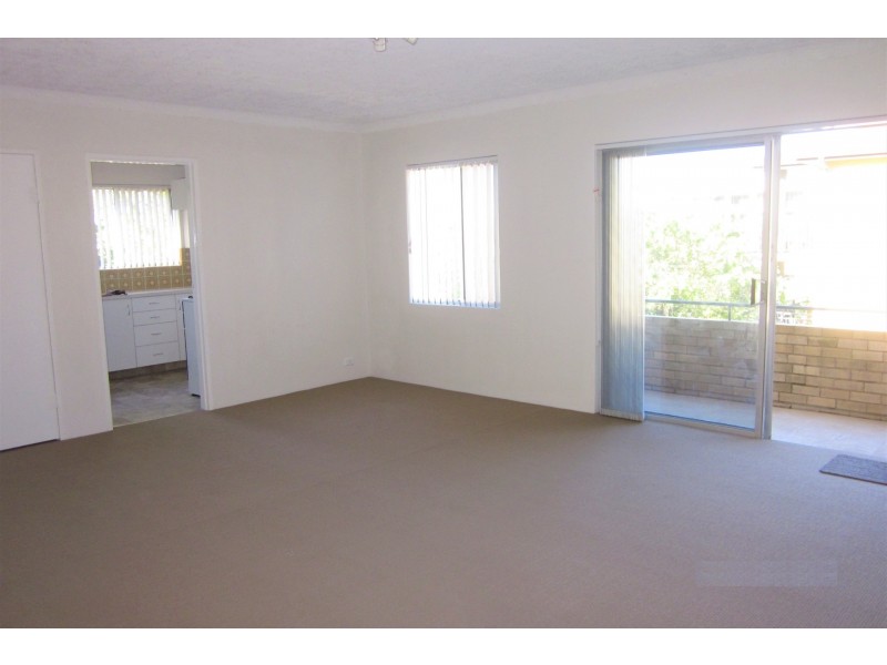 3/9 Burne Avenue, Dee Why NSW 2099