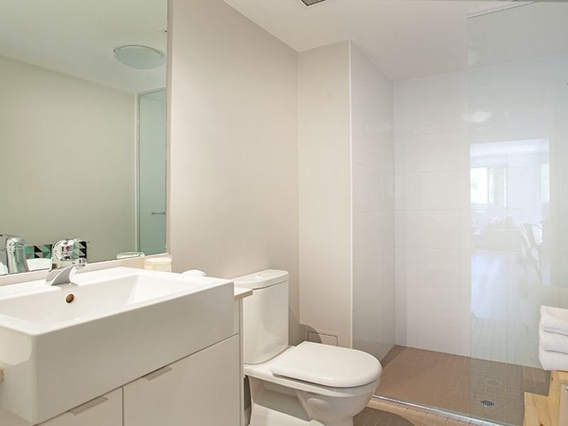 B23/31-37 Pacific Parade, Dee Why NSW 2099