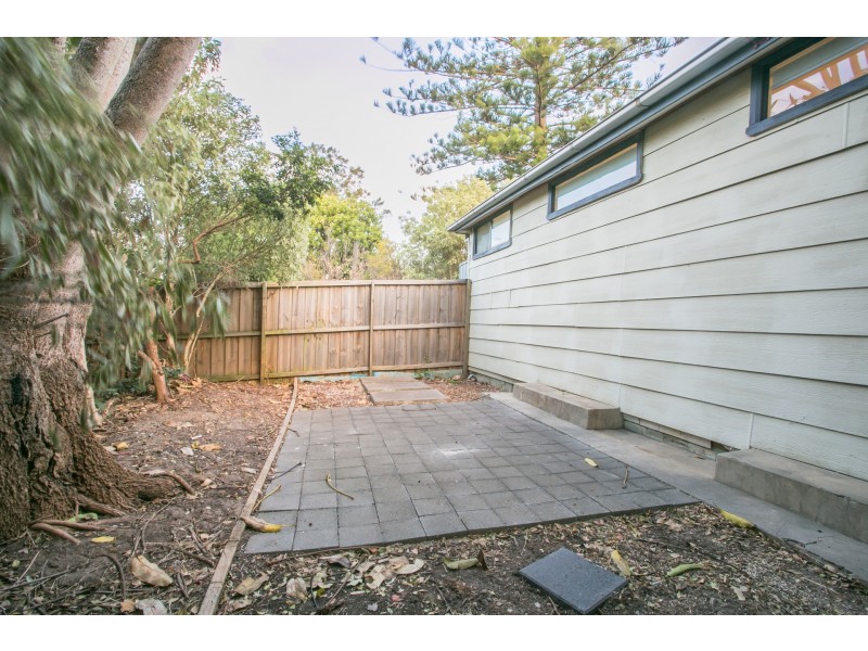 Flat/253 Warringah Road, Beacon Hill NSW 2100