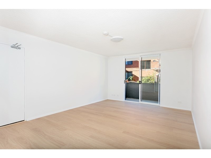 7/88 Wyadra Avenue, Freshwater NSW 2096