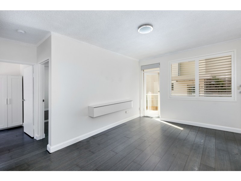 2/98 Howard Avenue, Dee Why NSW 2099