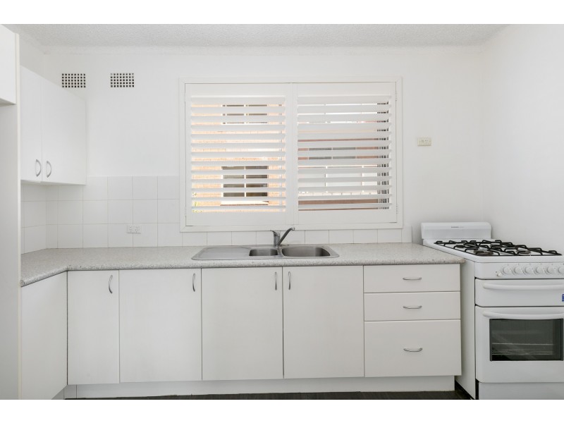 2/98 Howard Avenue, Dee Why NSW 2099