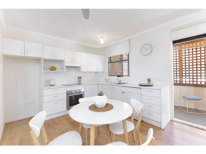 17/105 Pacific Parade, Dee Why NSW 2099
