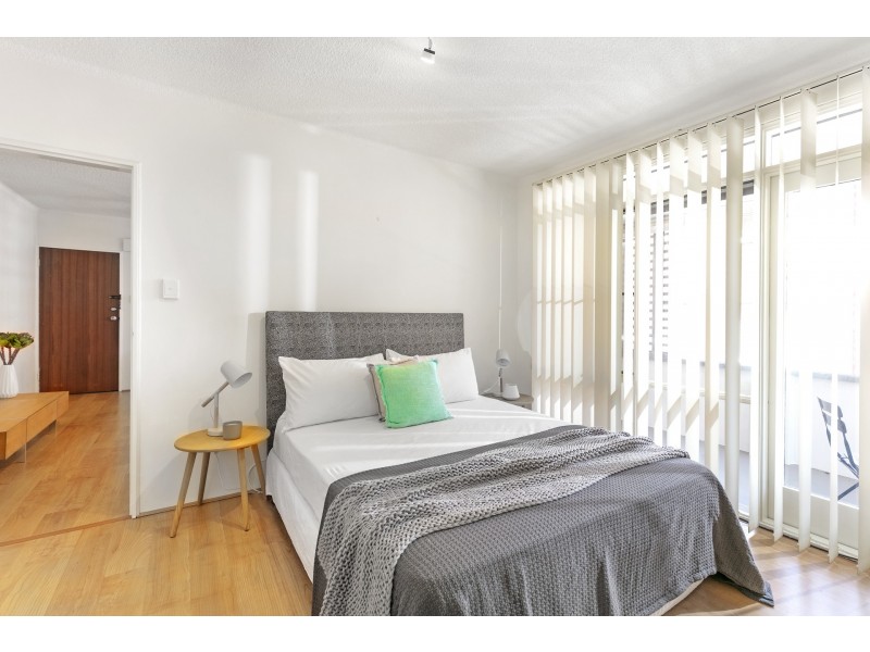 17/105 Pacific Parade, Dee Why NSW 2099