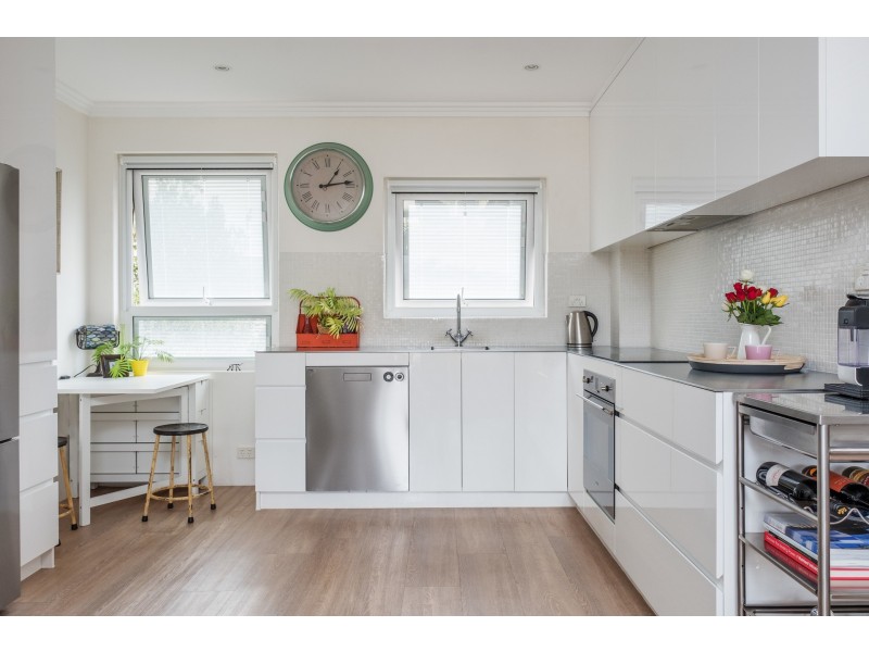 6/104 Oaks Avenue, Dee Why NSW 2099