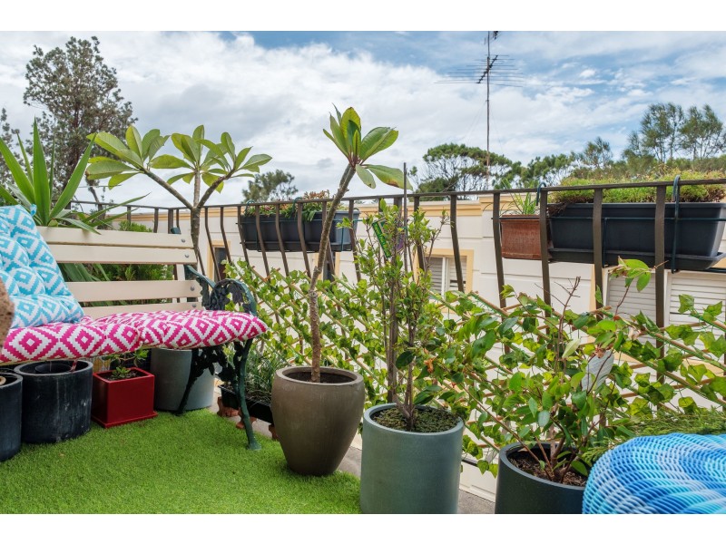6/104 Oaks Avenue, Dee Why NSW 2099