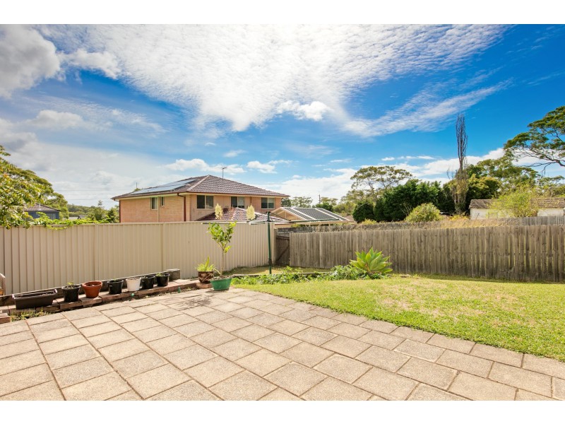 196A Warringah Road, Beacon Hill NSW 2100