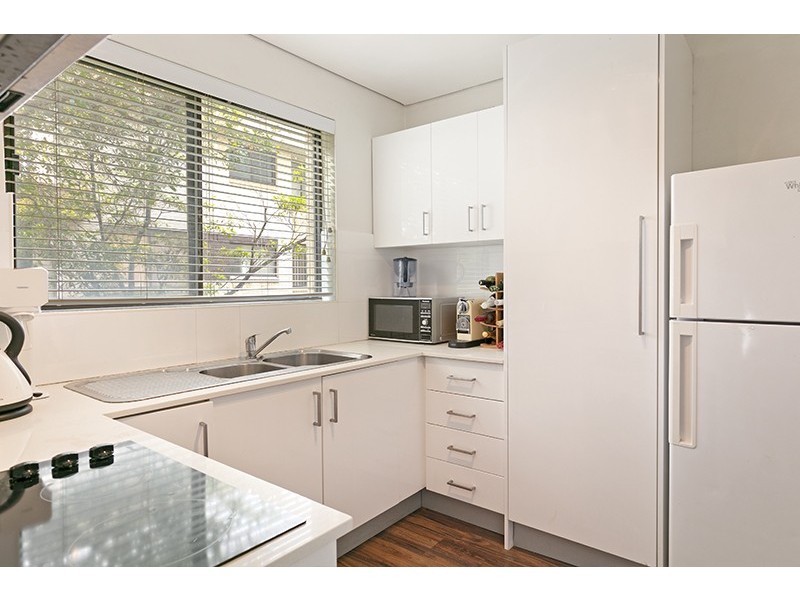 34/63 Pacific Parade, Dee Why NSW 2099