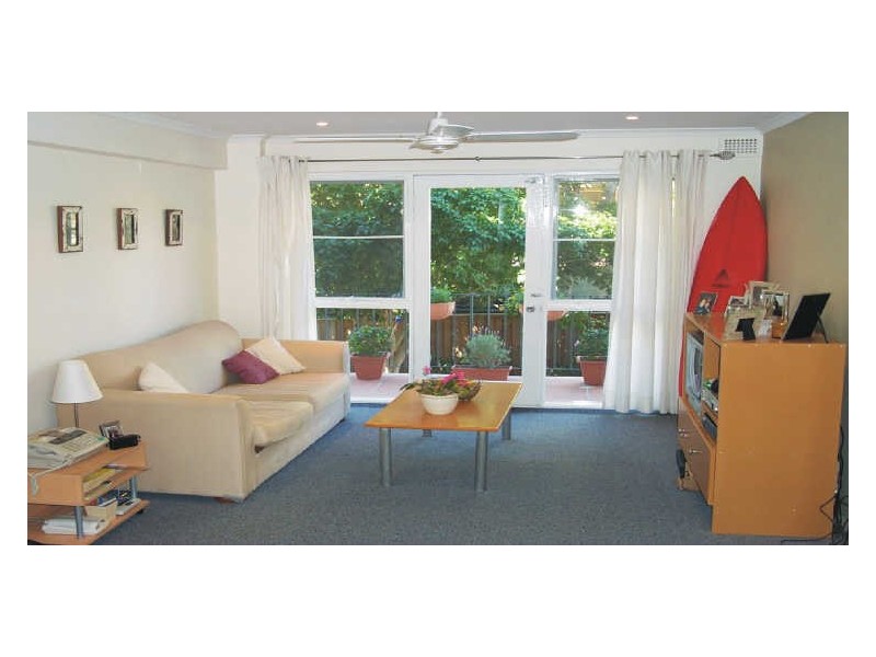 2/68 Howard Avenue, Dee Why NSW 2099