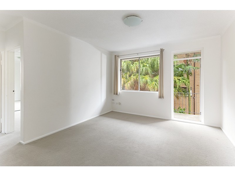 10/8 Avon Road, Dee Why NSW 2099