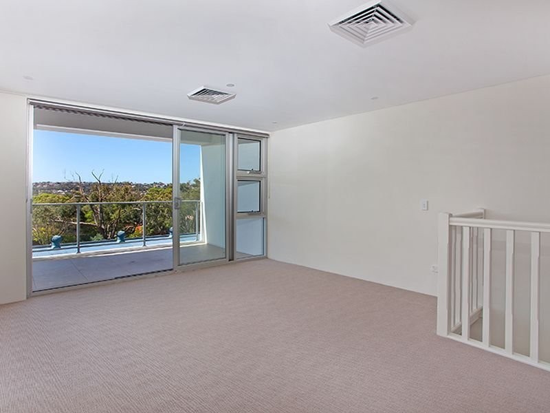 2/72-74 Pacific Parade, Dee Why NSW 2099