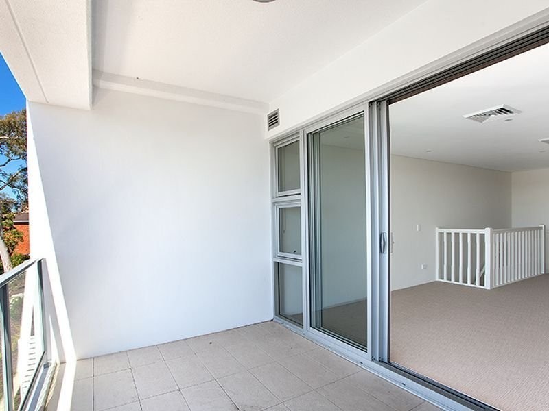 2/72-74 Pacific Parade, Dee Why NSW 2099