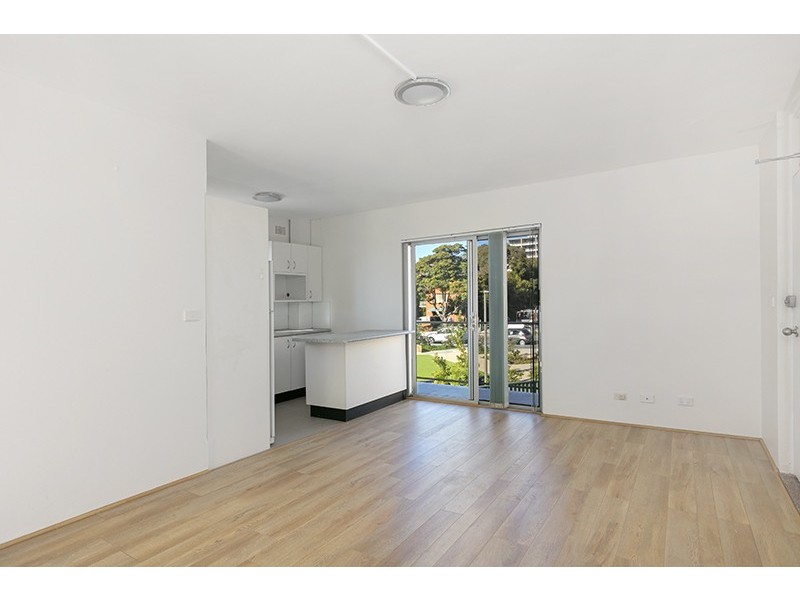 9/28 Howard Avenue, Dee Why NSW 2099