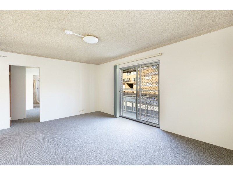 12/87 Pacific Parade, Dee Why NSW 2099