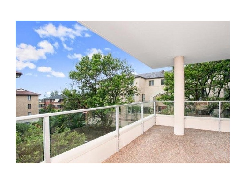 24/2 Boronia Street, Dee Why NSW 2099