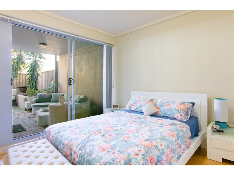 B5/31-37 Pacific Parade, Dee Why NSW 2099