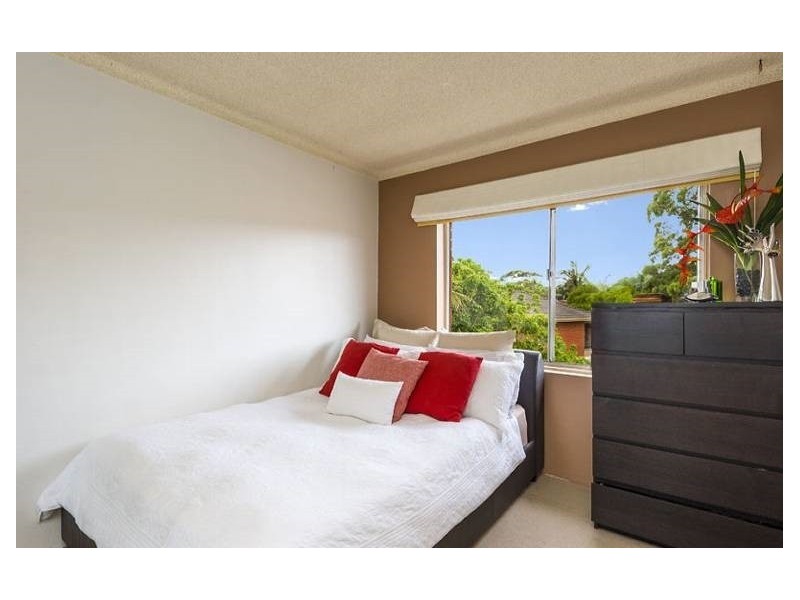 10/7 Clarence Avenue, Dee Why NSW 2099