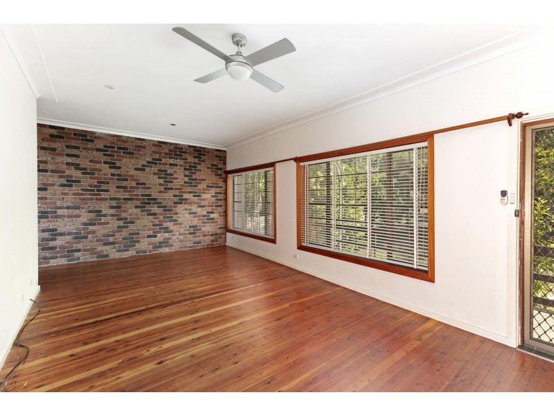 29 Heather Street, Wheeler Heights NSW 2097