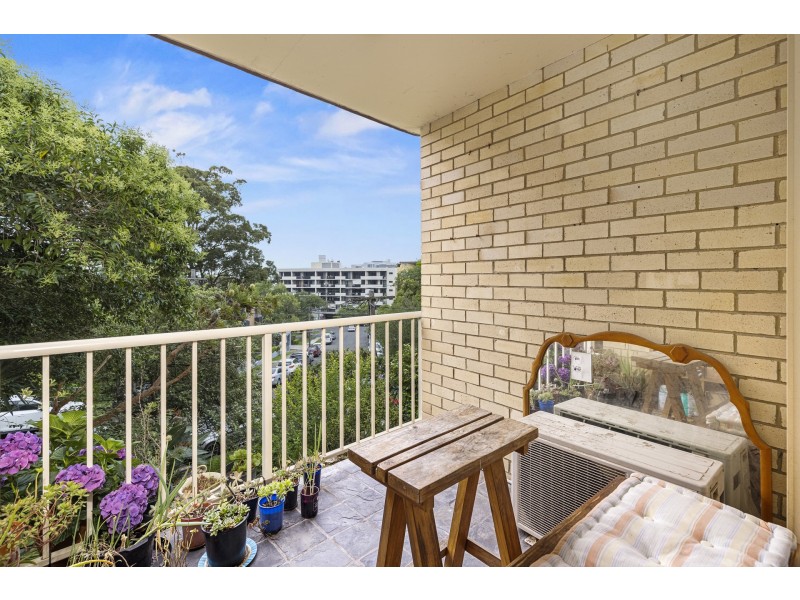 2/15 Burne Avenue, Dee Why NSW 2099