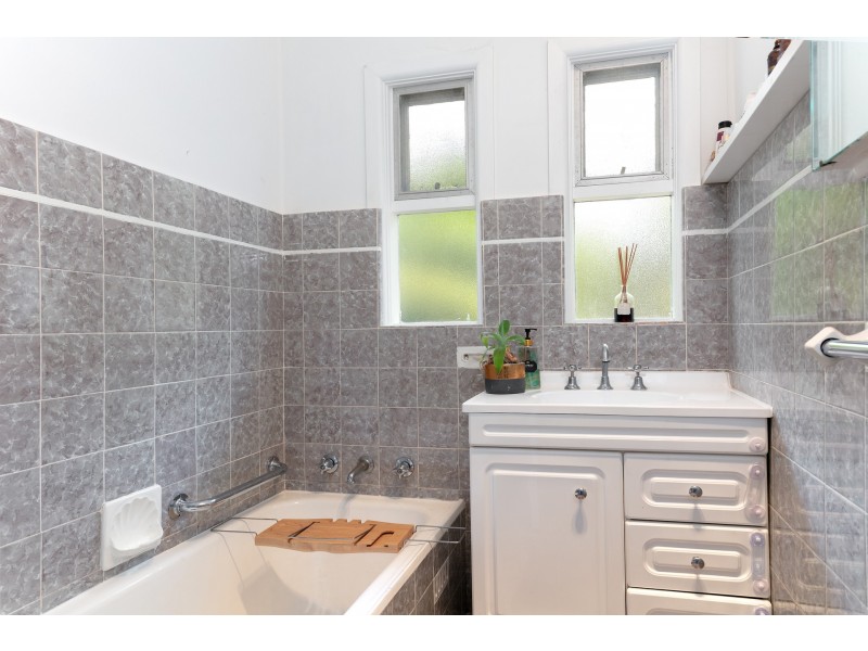 7 Painters Parade, Dee Why NSW 2099