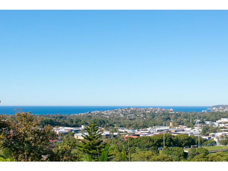 22 Connaught Street, Narraweena NSW 2099