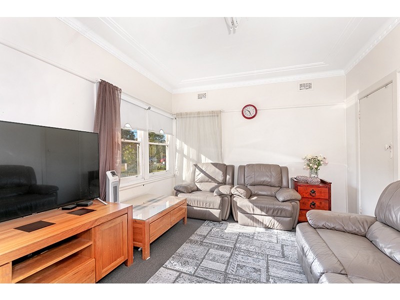 35 South Creek Road, Dee Why NSW 2099