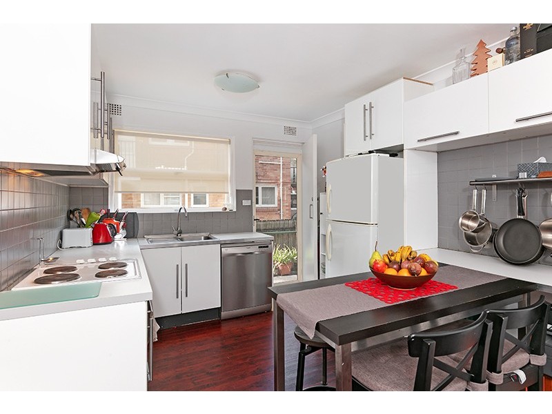 5/33 Hawkesbury Avenue, Dee Why NSW 2099