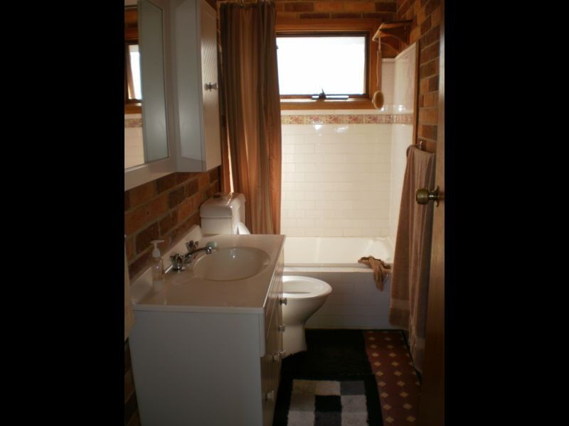 2/40 Griffin Road, North Curl Curl NSW 2099