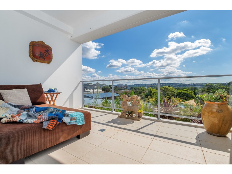 5/72-74 Pacific Parade, Dee Why NSW 2099