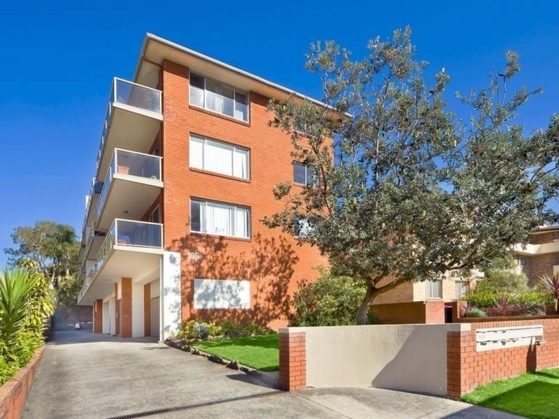 1/105 Howard Avenue, Dee Why NSW 2099