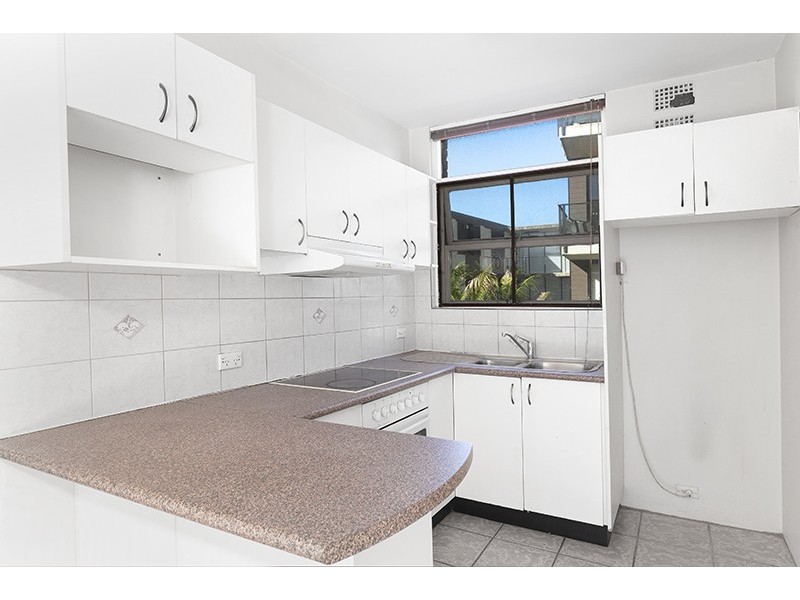 9/12 Mooramba Road, Dee Why NSW 2099