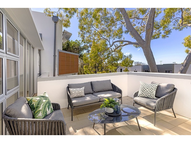 18/69-71 Oaks Avenue, Dee Why NSW 2099