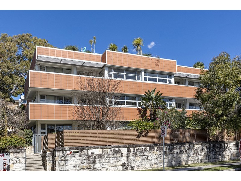 18/69-71 Oaks Avenue, Dee Why NSW 2099