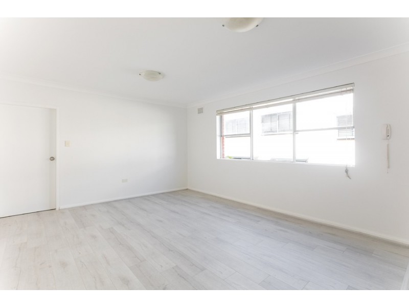 10/24 Pacific Parade, Dee Why NSW 2099