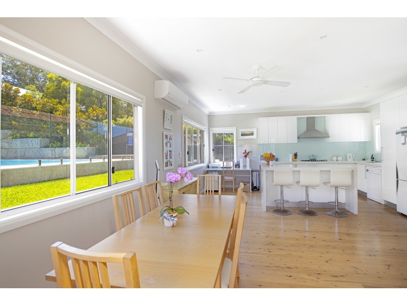 24 Lakeview Parade, Warriewood NSW 2102