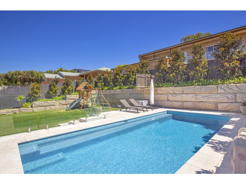 24 Lakeview Parade, Warriewood NSW 2102