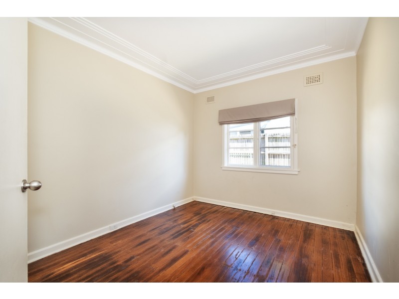 13 Oxford Falls Road, Beacon Hill NSW 2100