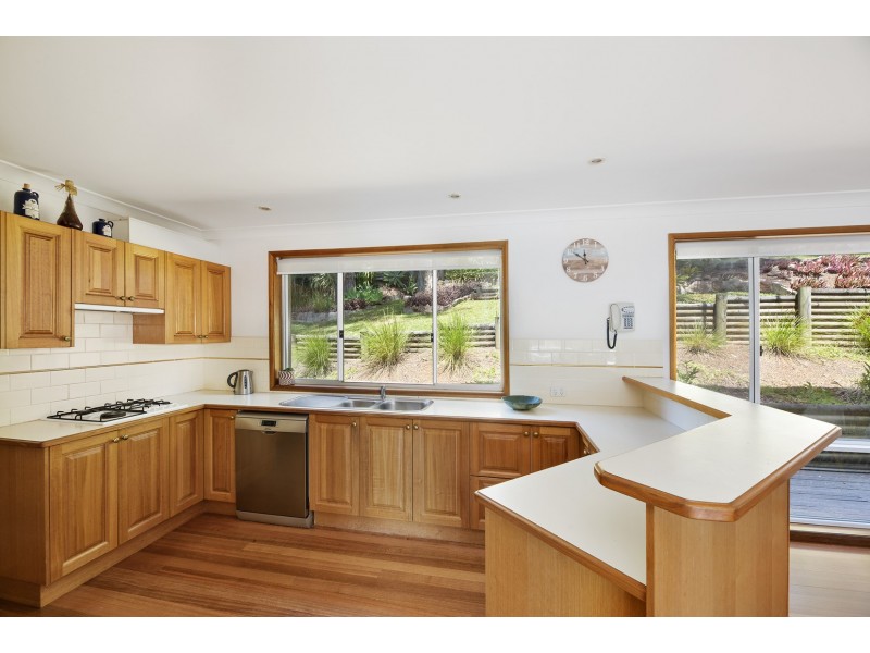 23 Kananook Avenue, Bayview NSW 2104