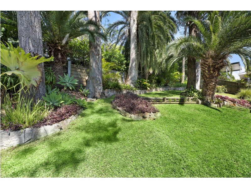 23 Kananook Avenue, Bayview NSW 2104