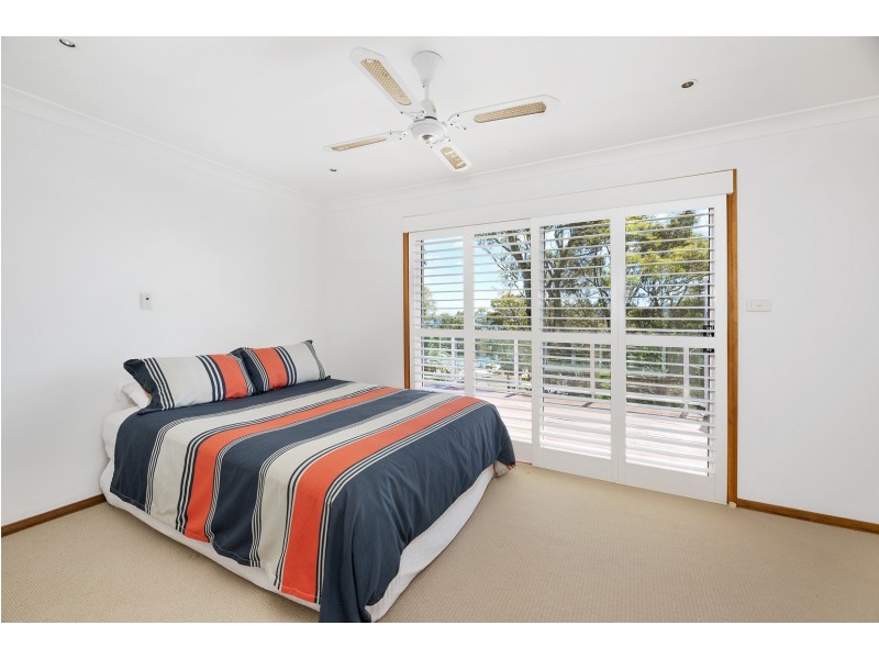 23 Kananook Avenue, Bayview NSW 2104