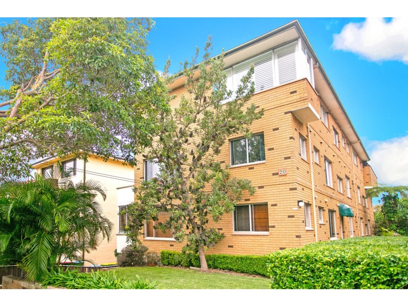 8/20 Wheeler Parade, Dee Why NSW 2099