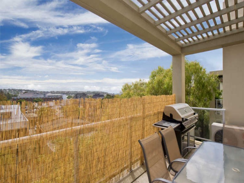 37/28-32 Sturdee Parade, Dee Why NSW 2099