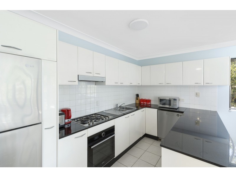 4/1 Clyde Road, Dee Why NSW 2099