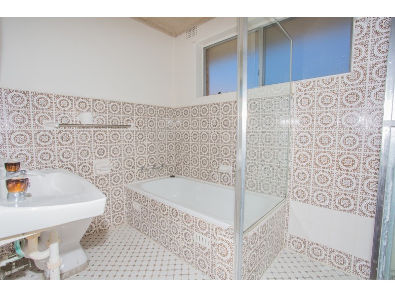 12/4-8 Lismore Avenue, Dee Why NSW 2099