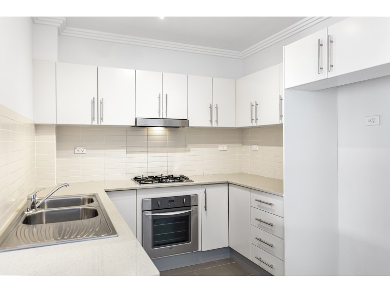 29/11-13 Oaks Avenue, Dee Why NSW 2099