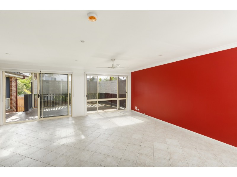 33a Pine Avenue, Brookvale NSW 2100