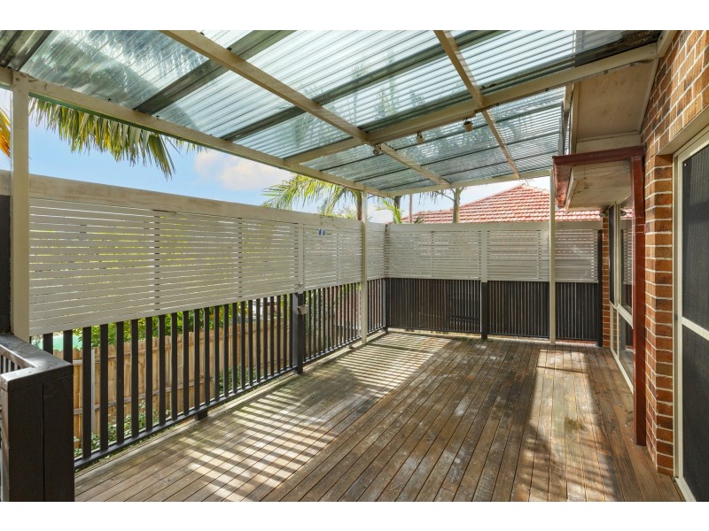 33a Pine Avenue, Brookvale NSW 2100