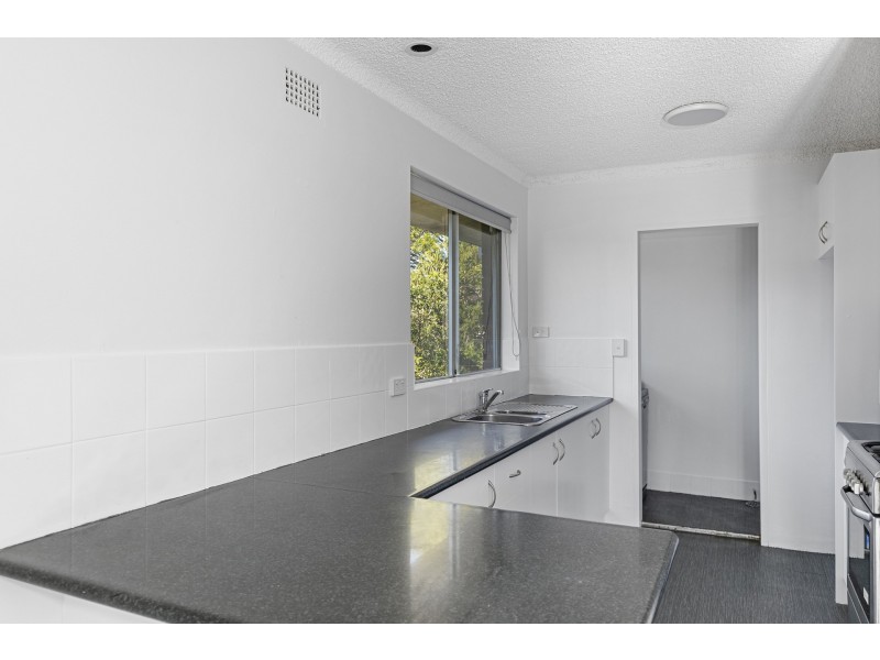 8/13 Lismore Avenue, Dee Why NSW 2099